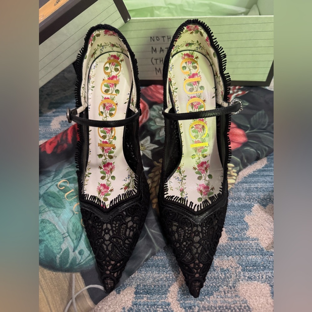 Gucci Lace Virginia pumps - Picture 10 of 10